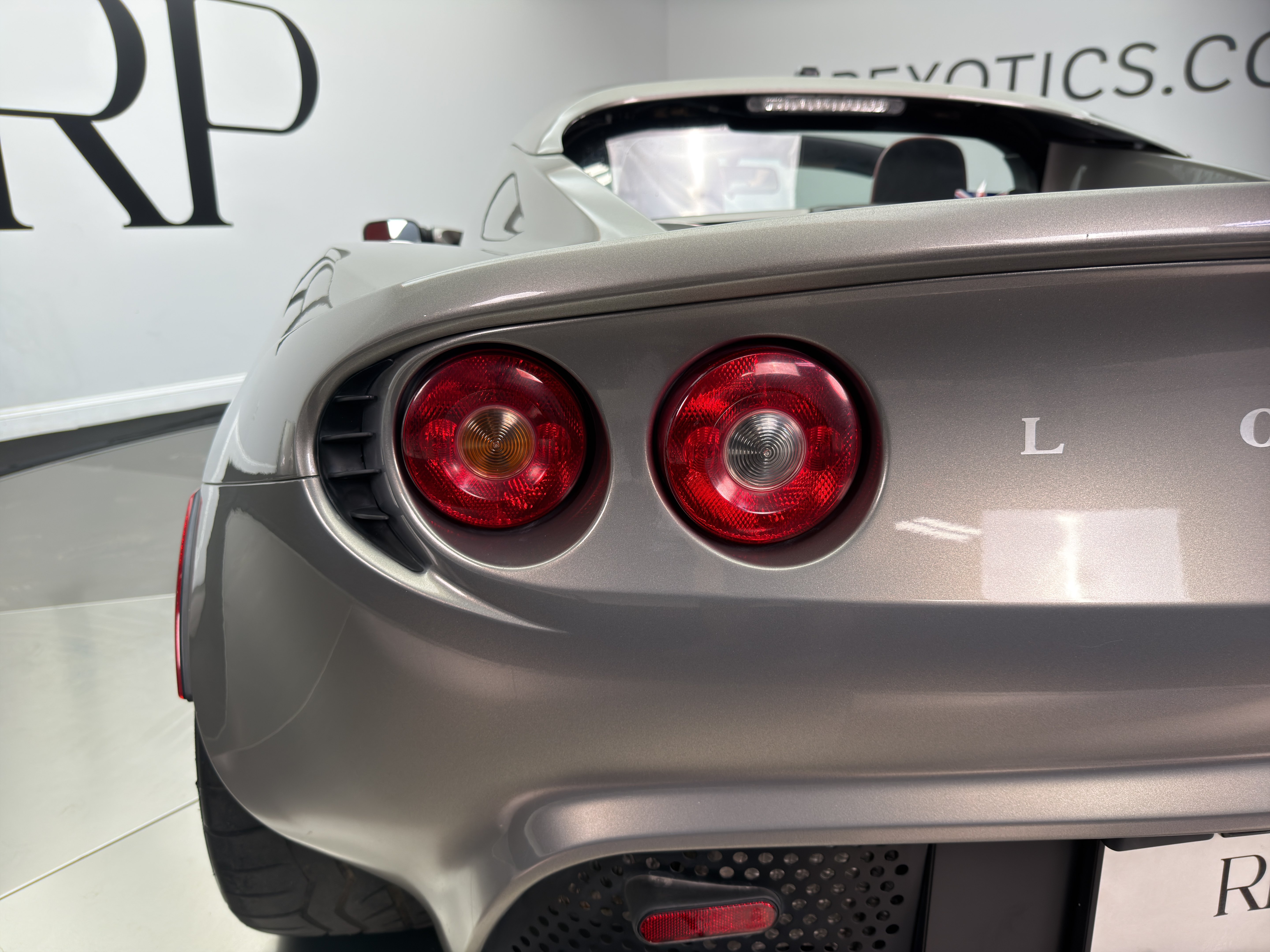 Used 2005 Lotus Elise RWD image 20