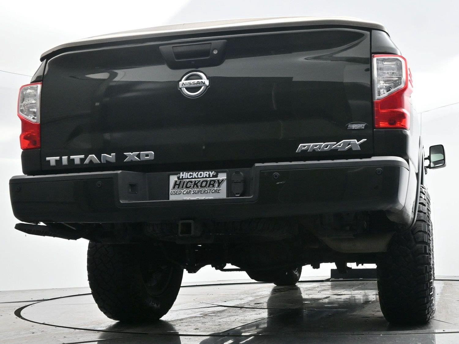 Used 2019 Nissan Titan PRO-4X w/ Pro-4x Convenience Package AWD/4WD image 50