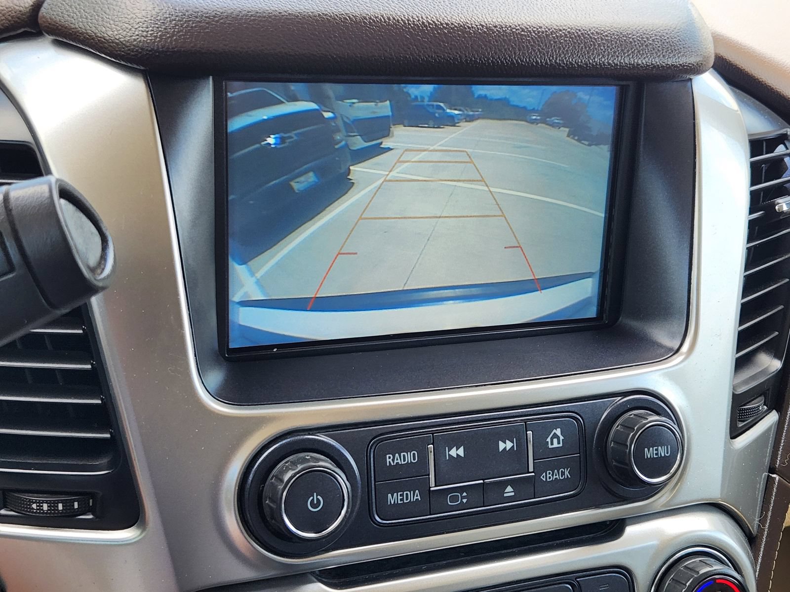 Used 2020 Chevrolet Tahoe LT RWD image 19