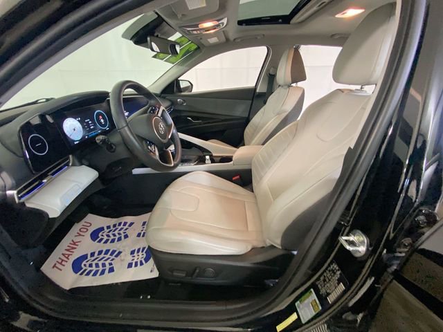 Used 2023 Hyundai Elantra Limited w/ Preferred Accessory Package image 24