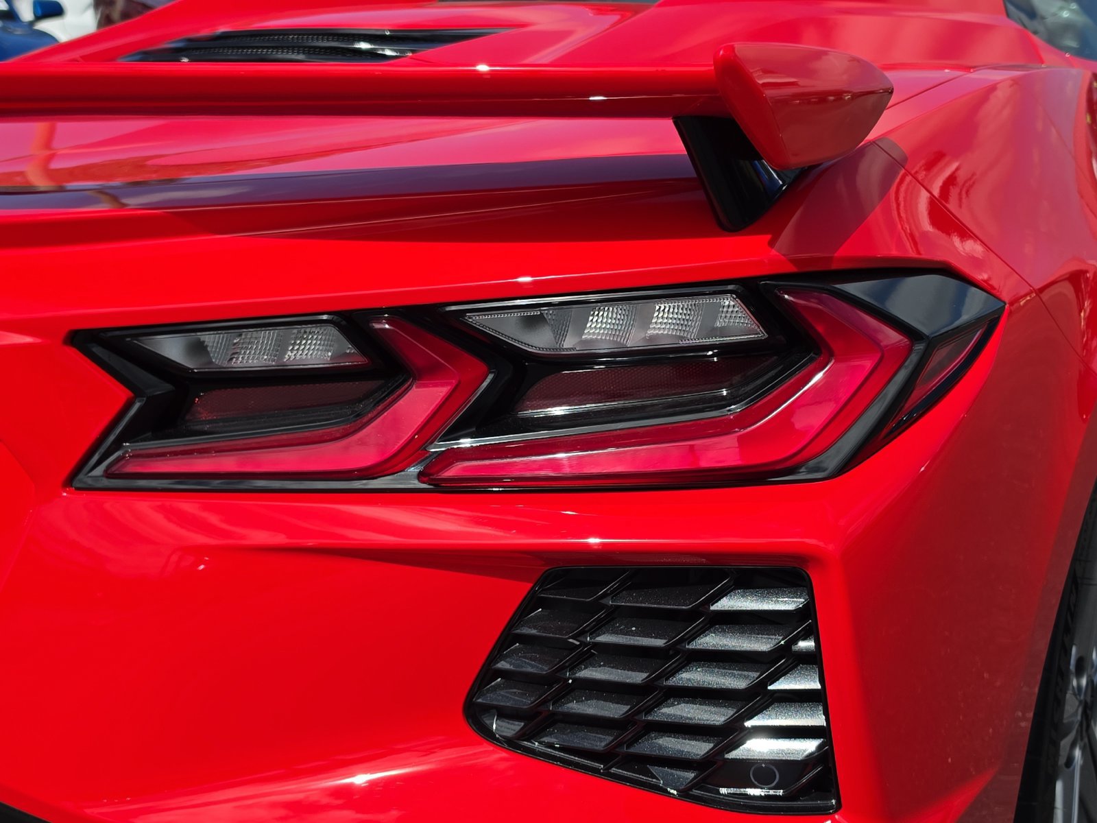 Used 2026 Chevrolet Corvette Stingray Preferred Conv w/ Z51 Performance Package RWD image 7