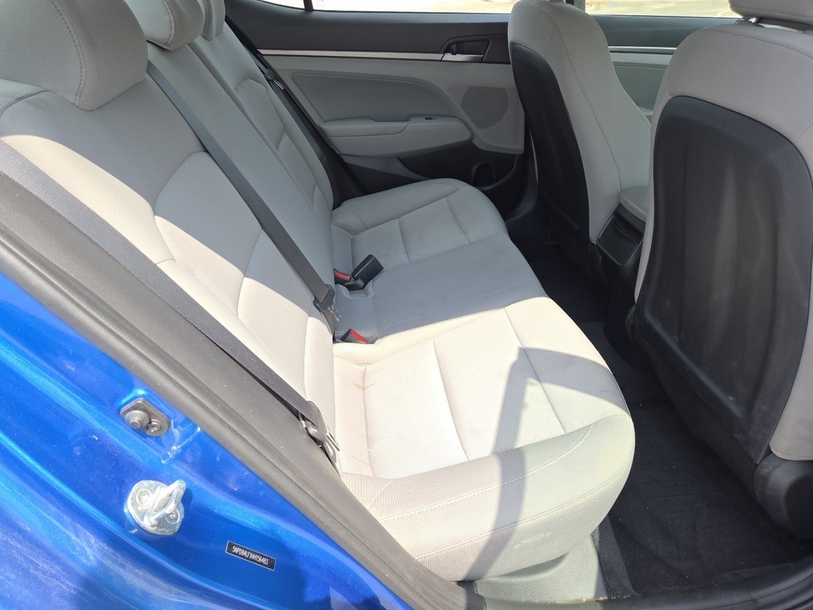 Used 2017 Hyundai Elantra SE FWD image 18