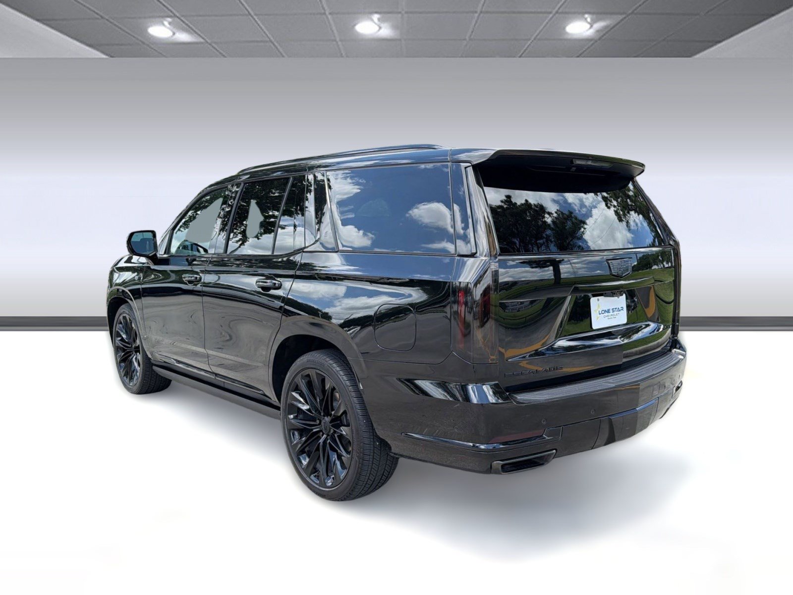 Certified 2025 Cadillac Escalade Sport Platinum w/ LPO, ONYX Package AWD/4WD image 3
