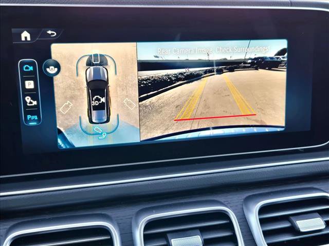 New 2026 Mercedes-Benz GLS 580 4MATIC image 11