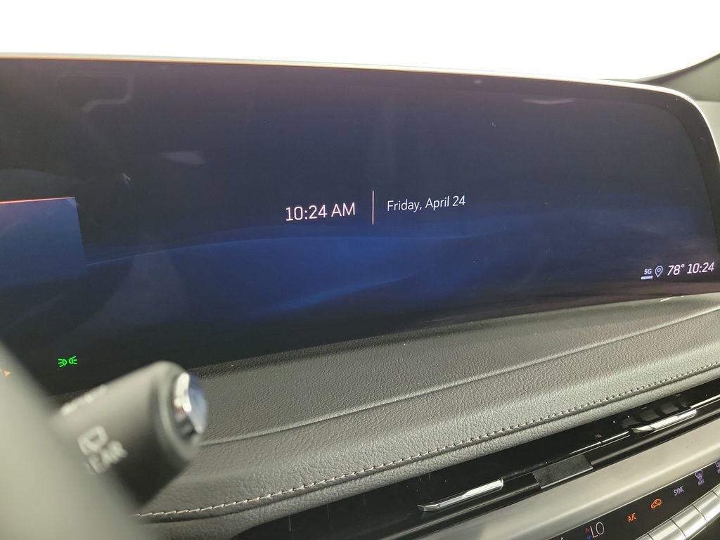 Used 2025 Cadillac XT4 Premium Luxury FWD image 26