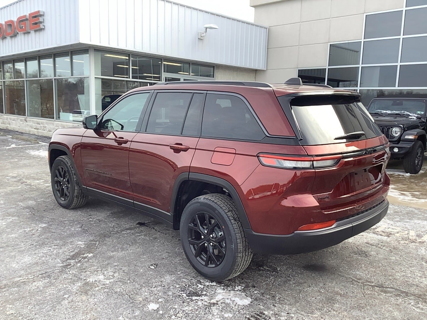 New 2026 Jeep Grand Cherokee Altitude image 6