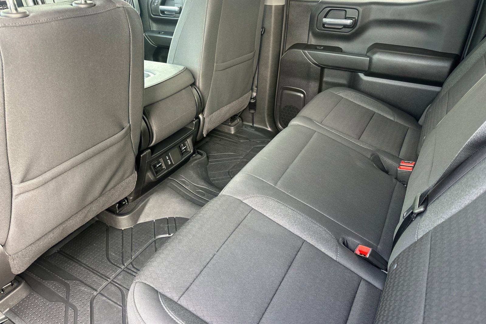 Used 2026 Chevrolet Silverado 1500 Custom w/ Turbomax Blackout Package image 14