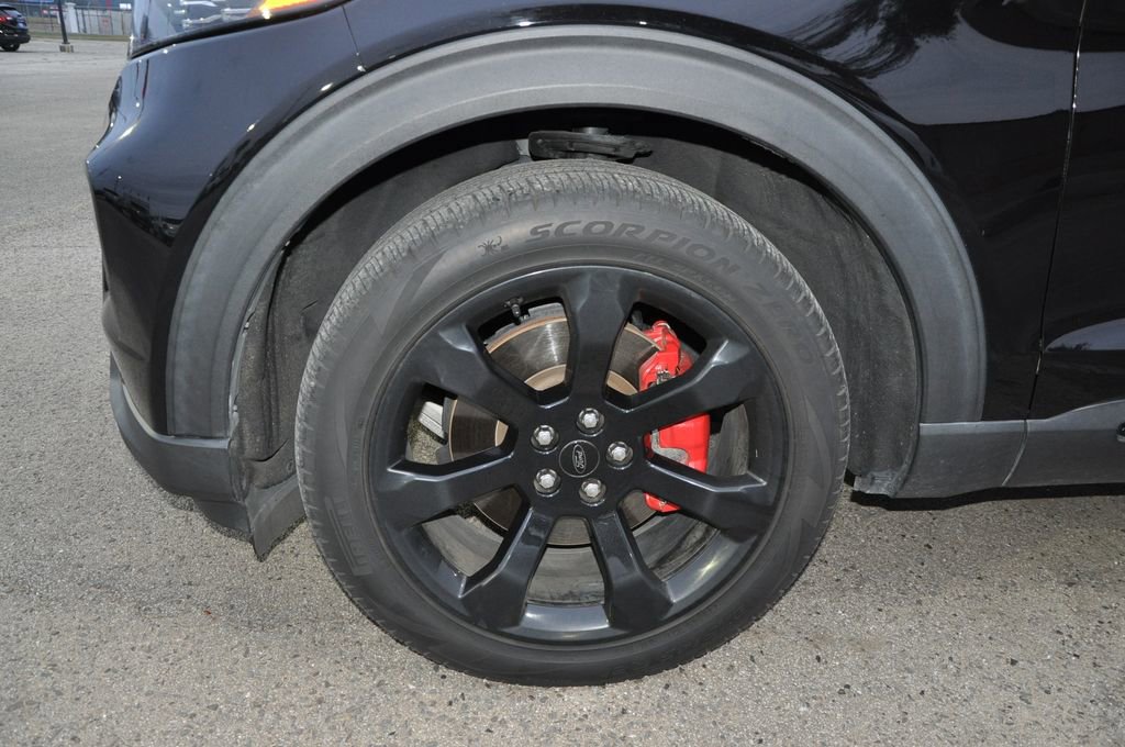 Used 2023 Ford Explorer ST w/ Equipment Group 401A image 9