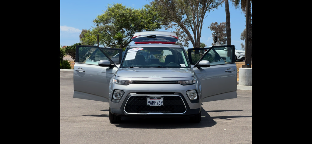 Used 2022 Kia Soul LX FWD image 28