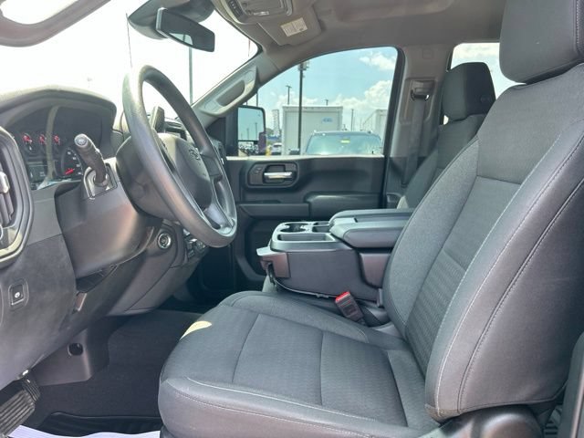 Used 2025 Chevrolet Silverado 2500 Custom w/ Custom Value Package AWD/4WD image 15