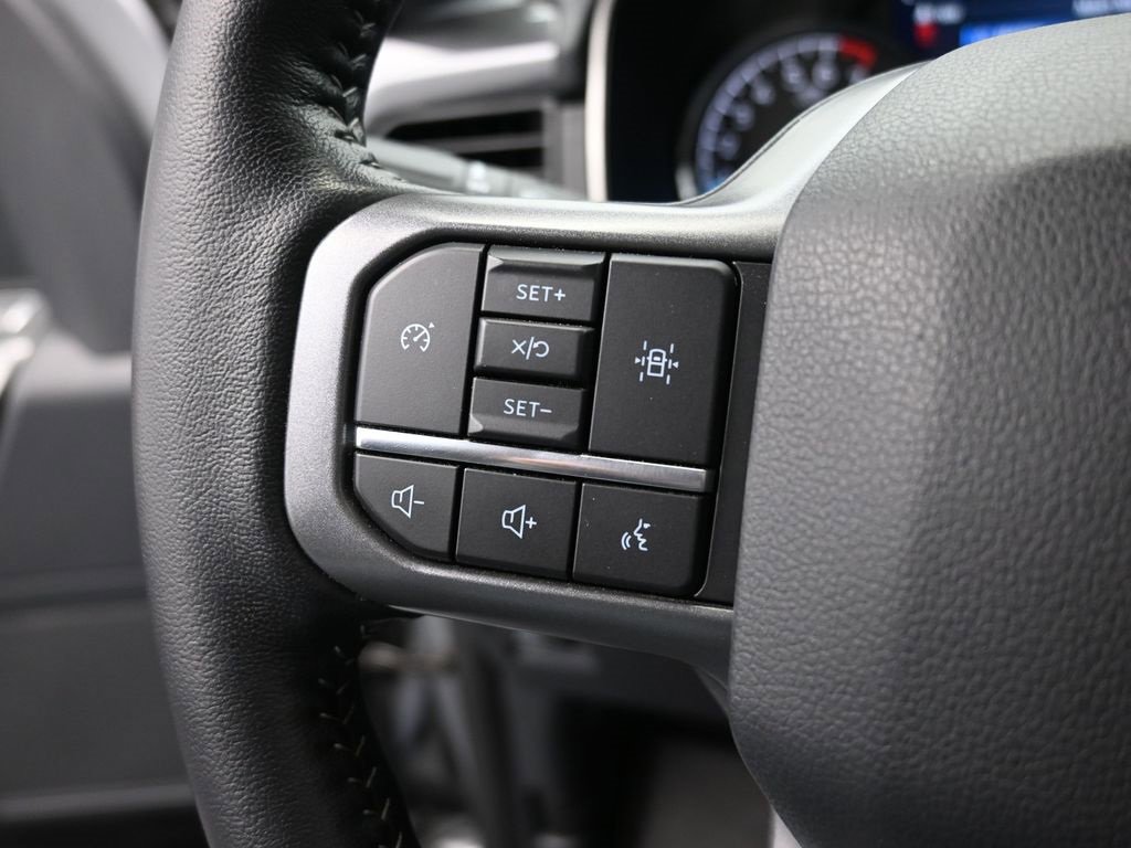 Used 2022 Ford F150 XLT w/ Equipment Group 302A High image 32