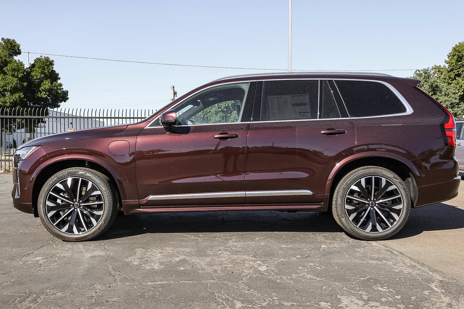 New 2026 Volvo XC90 T8 Ultra w/ Lounge Package AWD/4WD image 8