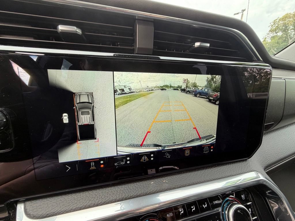 Used 2025 GMC Sierra 1500 Denali w/ Technology Package AWD/4WD image 23