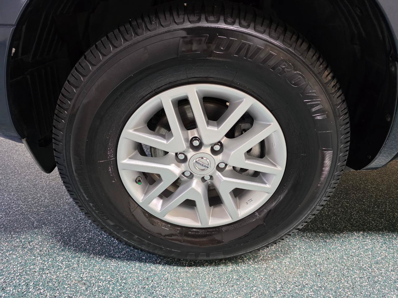 Used 2015 Nissan Frontier SV RWD image 12