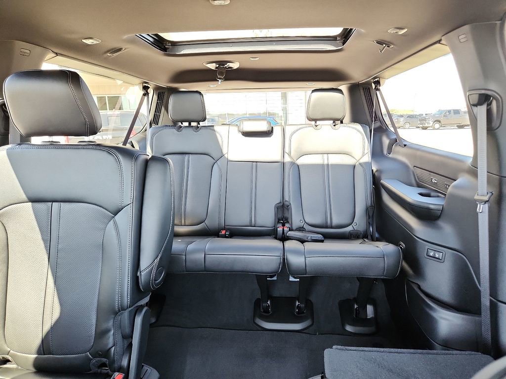 New 2025 Jeep Wagoneer L Series II w/ Convenience Group I AWD/4WD image 29