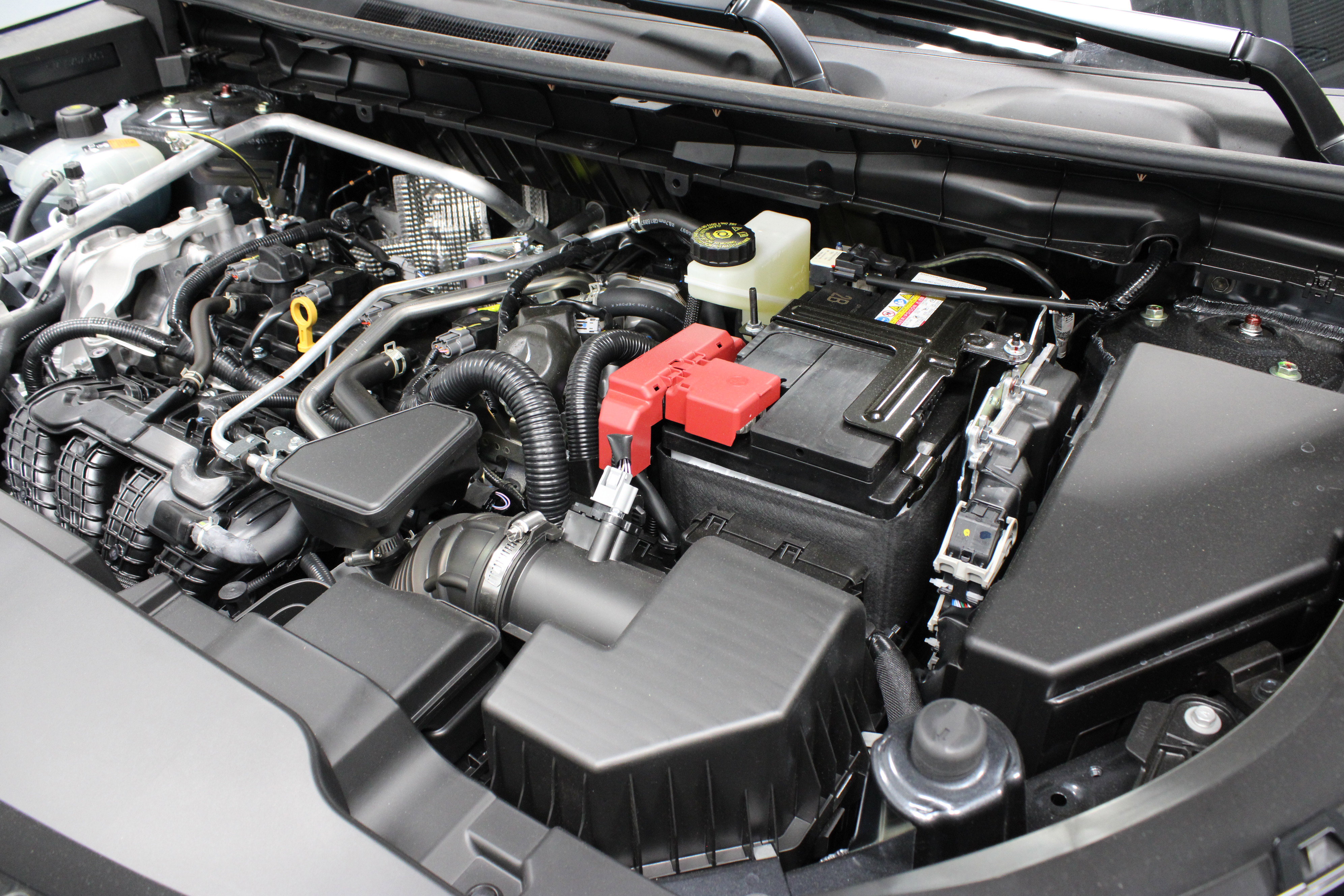 New 2025 Mitsubishi Outlander SE image 32
