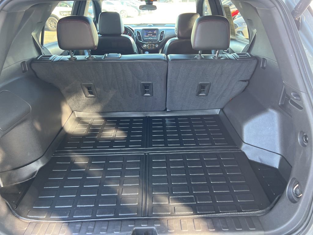 Used 2023 Chevrolet Equinox RS image 16