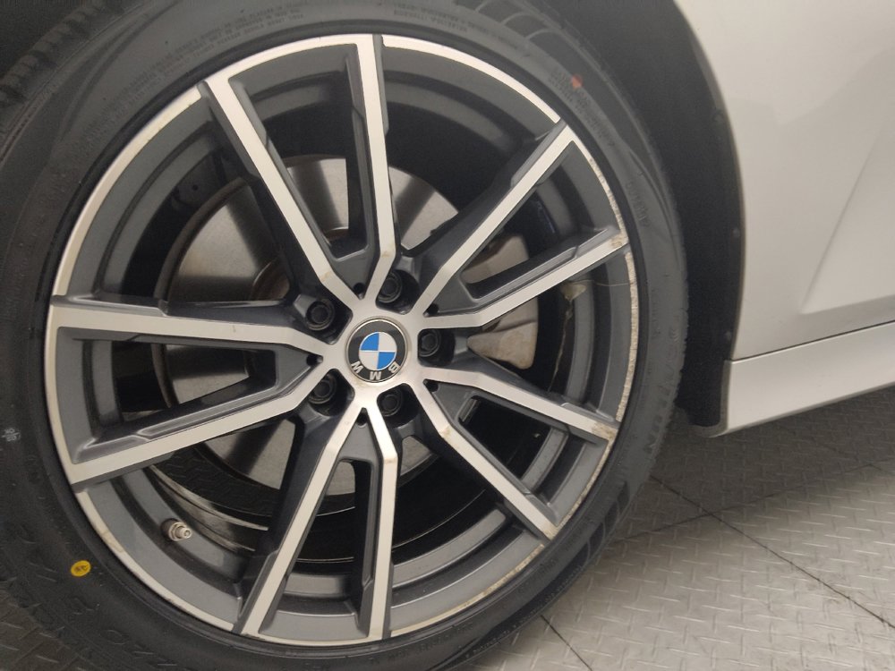 Used 2019 BMW 330i Sedan image 31