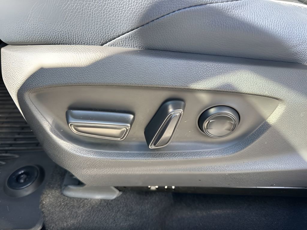 Used 2023 Subaru Solterra Touring image 10