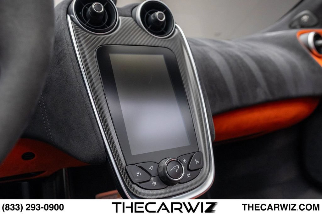 Used 2020 McLaren 600LT Spider RWD image 58