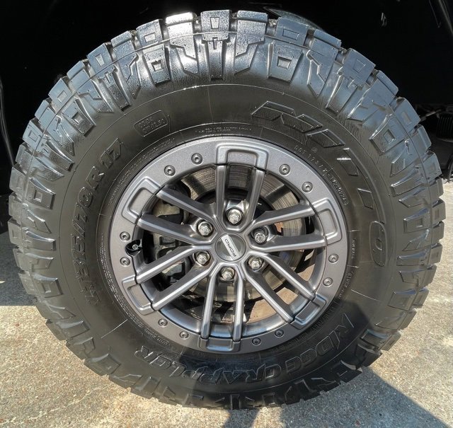 Used 2020 Ford F150 Raptor w/ Equipment Group 802A Luxury image 2