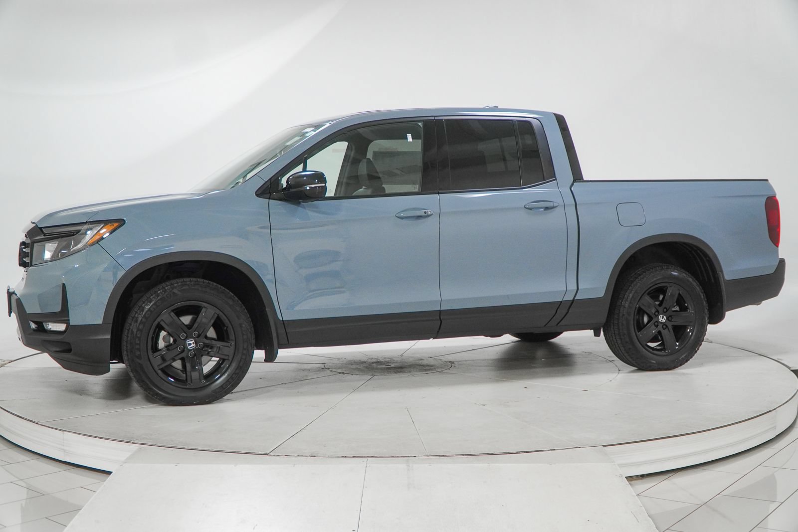 Used 2023 Honda Ridgeline Black Edition image 5