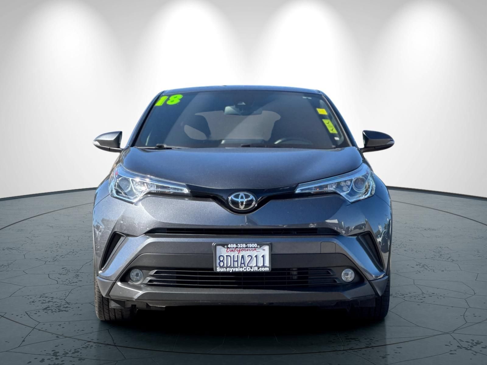 Used 2018 Toyota C-HR XLE FWD image 9