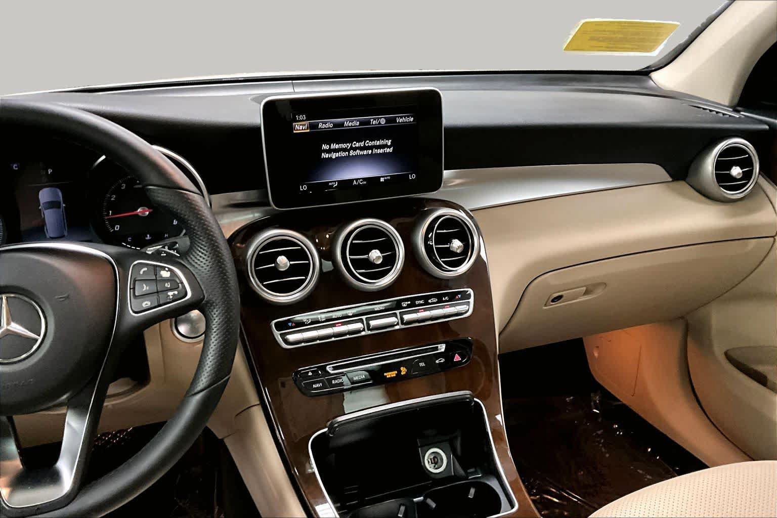 Used 2018 Mercedes-Benz GLC 300 4MATIC image 7