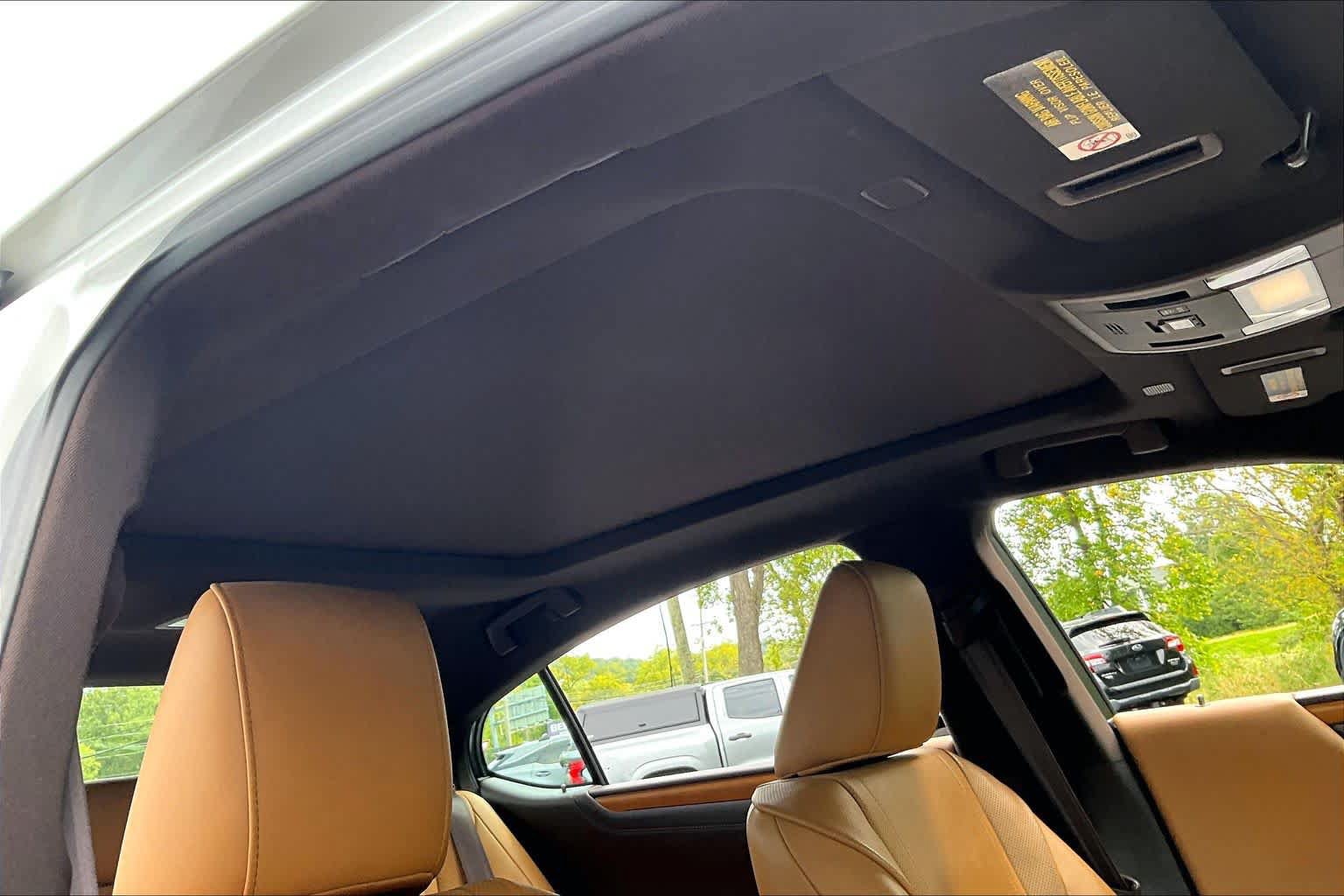 Used 2020 Lexus ES 350 w/ Luxury Package FWD image 27