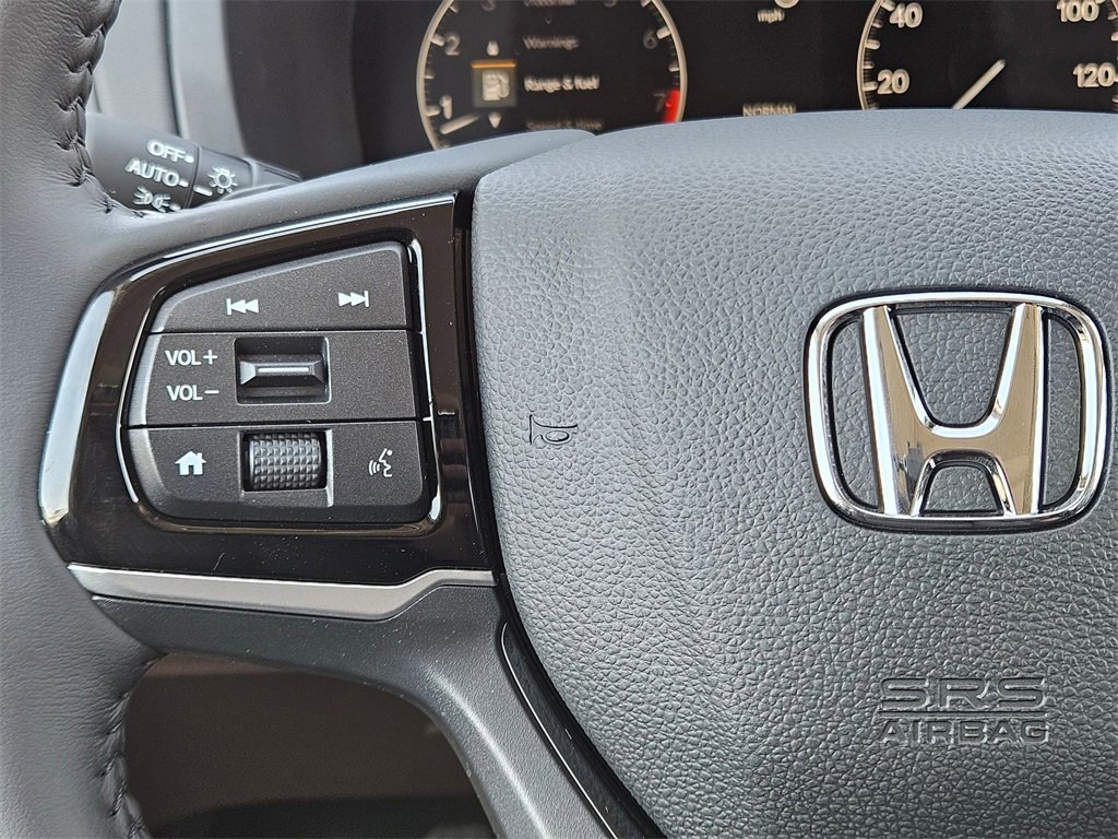 New 2026 Honda Odyssey Touring image 25