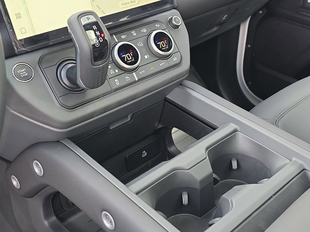 New 2026 Land Rover Defender 110 S AWD/4WD image 24