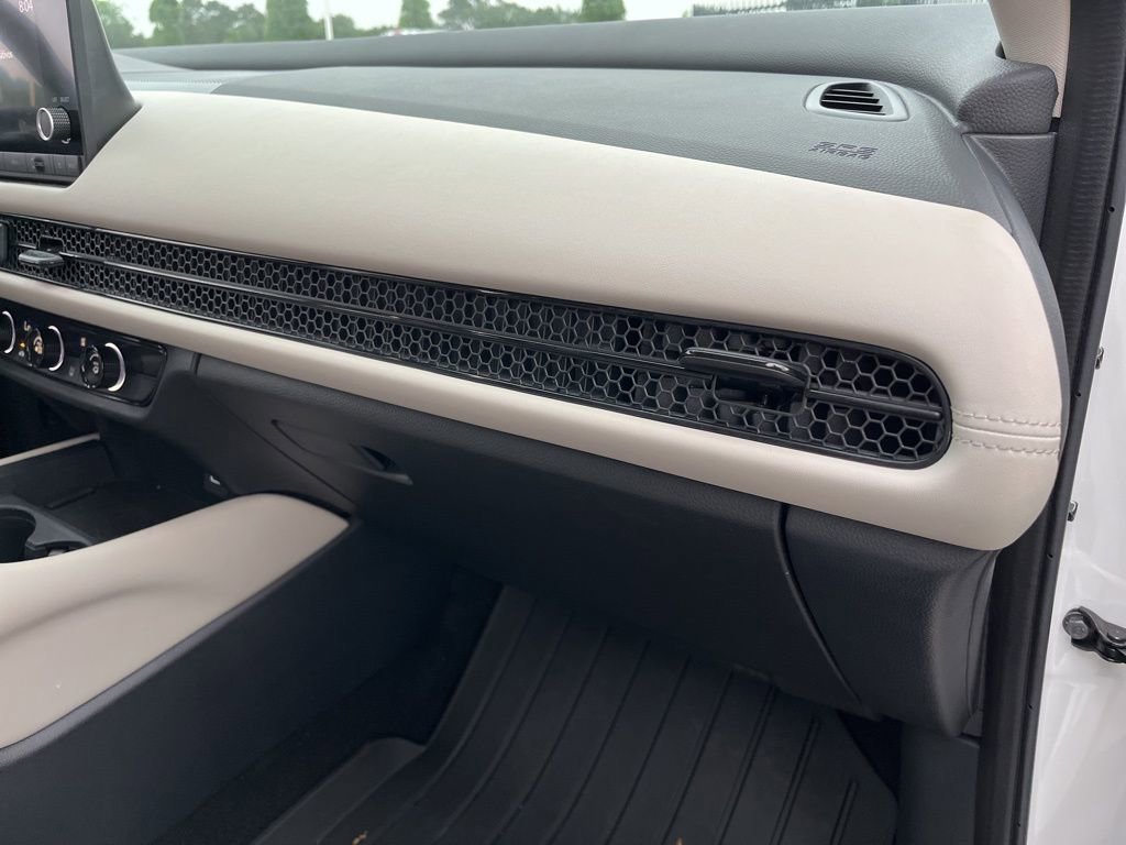 Used 2023 Honda HR-V LX image 27