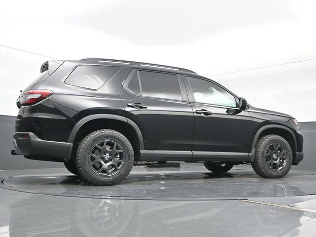 Certified 2025 Honda Pilot TrailSport image 26