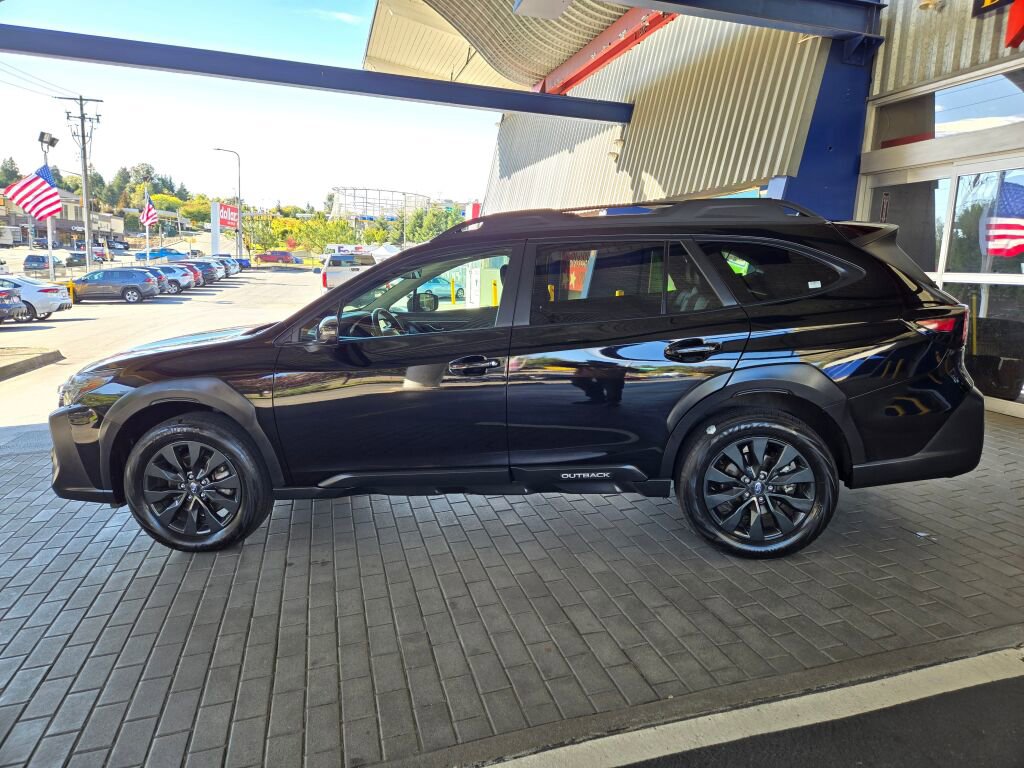 Used 2024 Subaru Outback Onyx Edition image 8