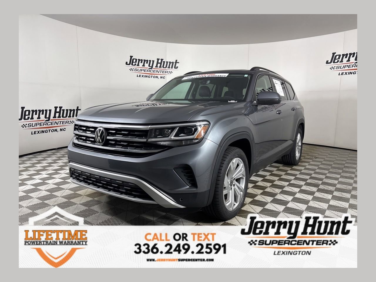Used 2023 Volkswagen Atlas SE w/ Panoramic Sunroof Package