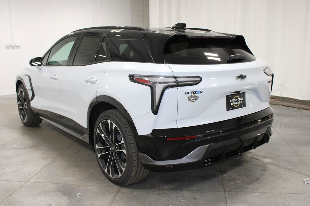 New 2026 Chevrolet Blazer EV SS image 7