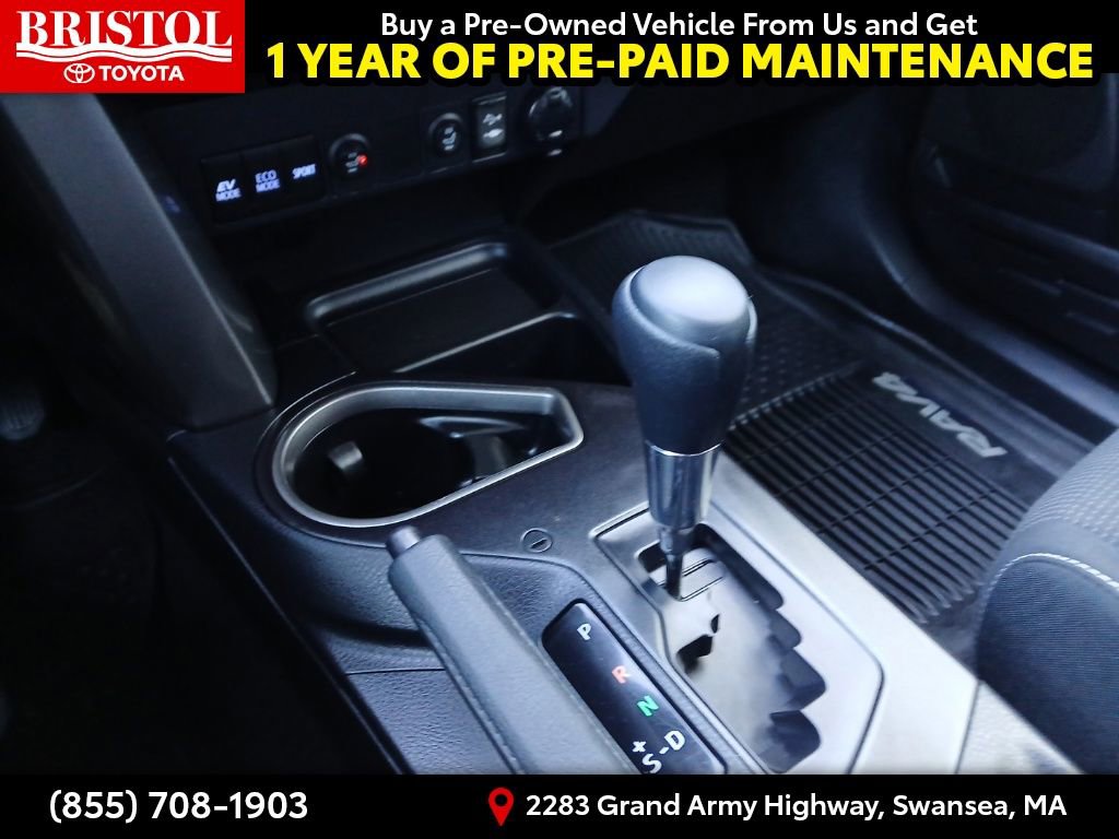 Used 2018 Toyota RAV4 LE image 21