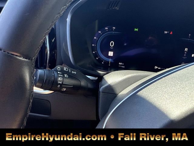 Used 2023 Volvo XC60 B5 Plus image 33