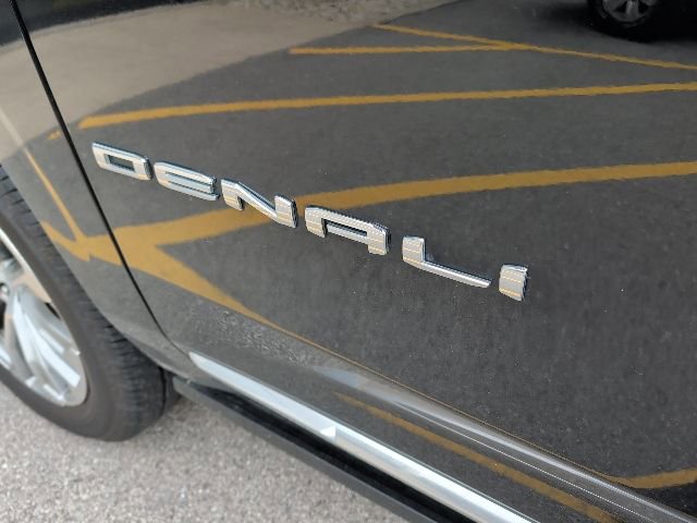 Used 2021 GMC Yukon Denali image 5