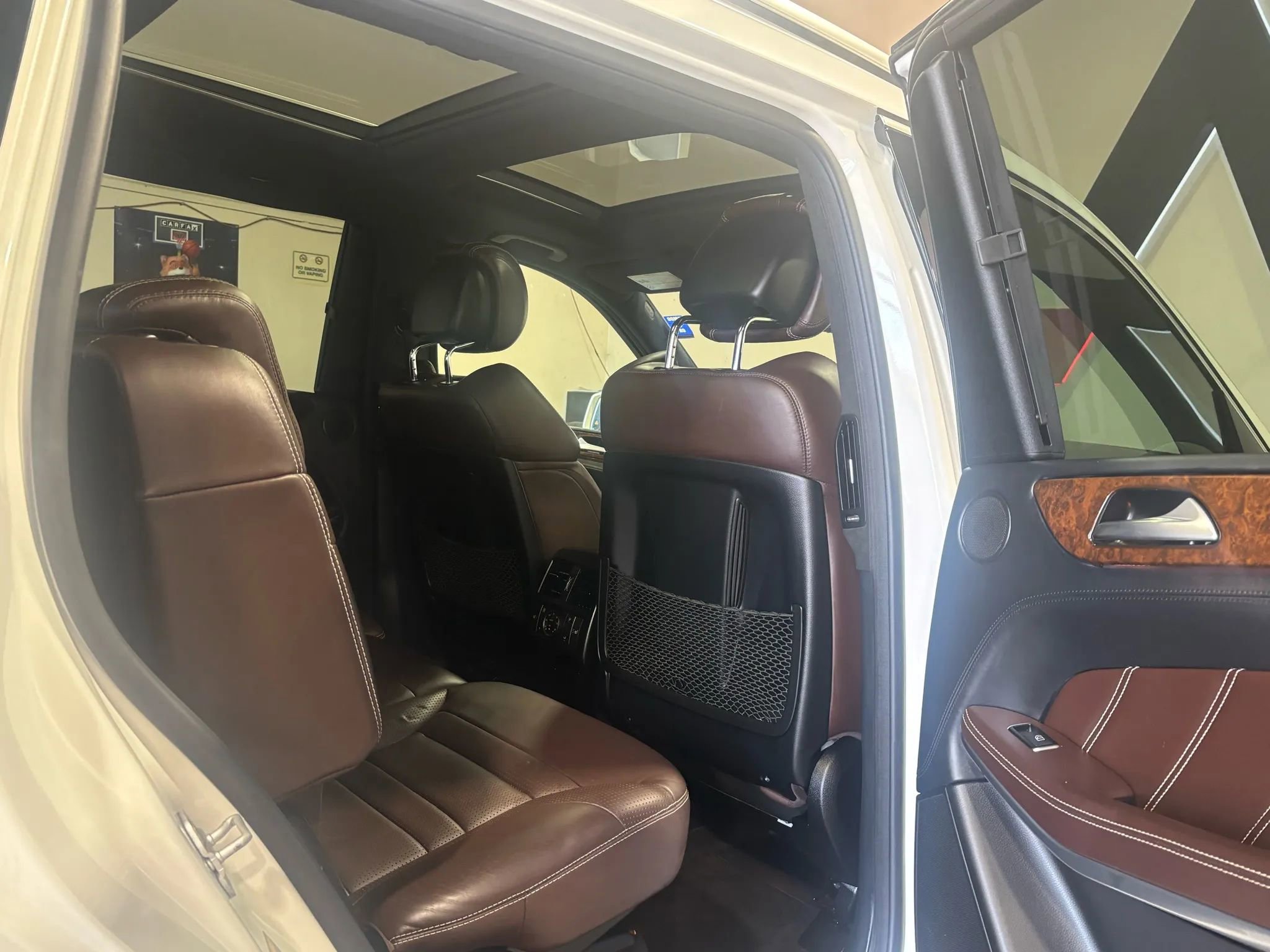 Used 2014 Mercedes-Benz GL 63 AMG 4MATIC image 24