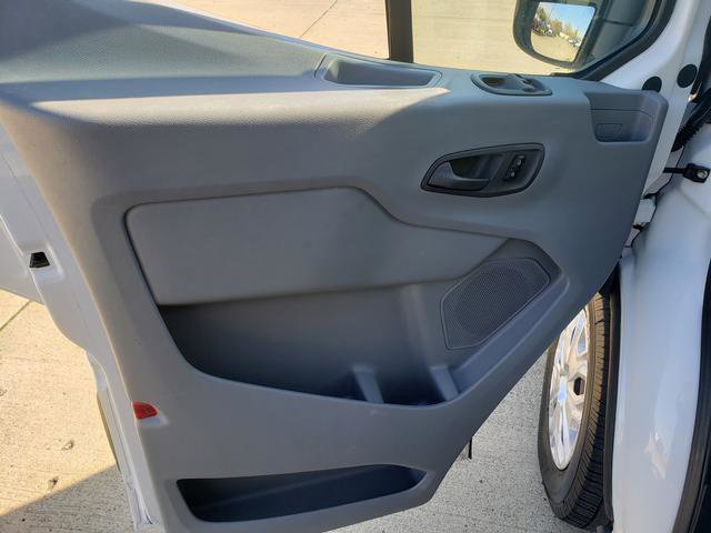 Used 2016 Ford Transit 350 XLT image 11