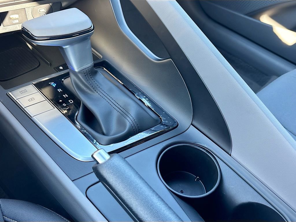 New 2026 Hyundai Elantra Sport image 16