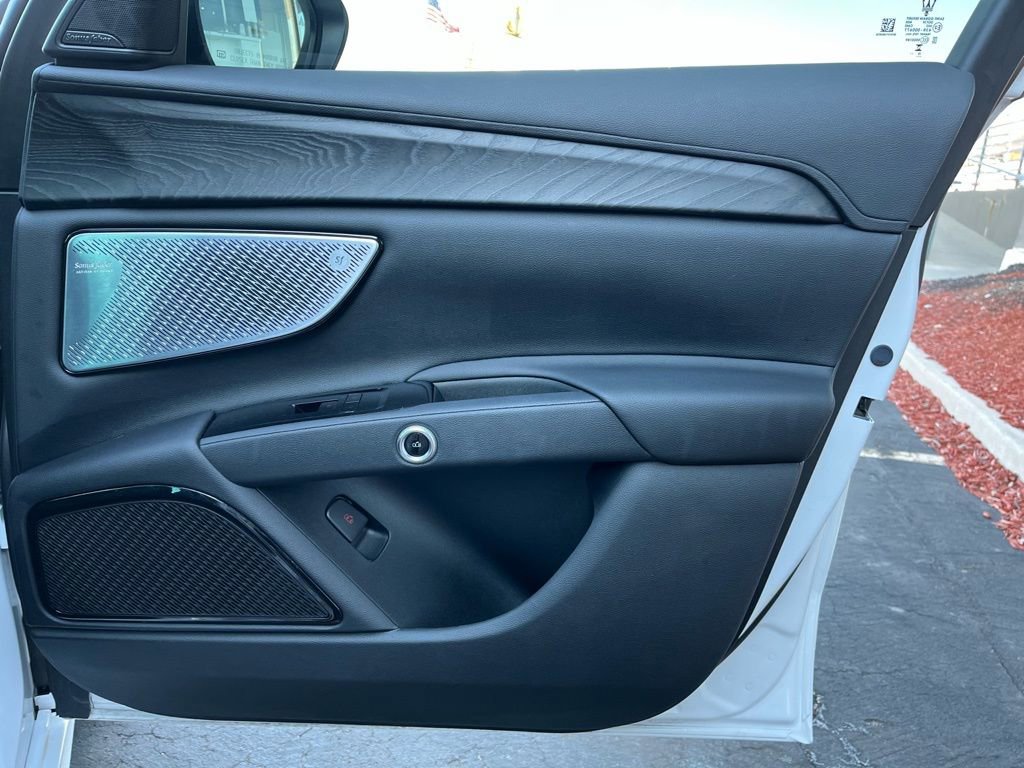 Used 2023 Maserati Grecale Modena image 29