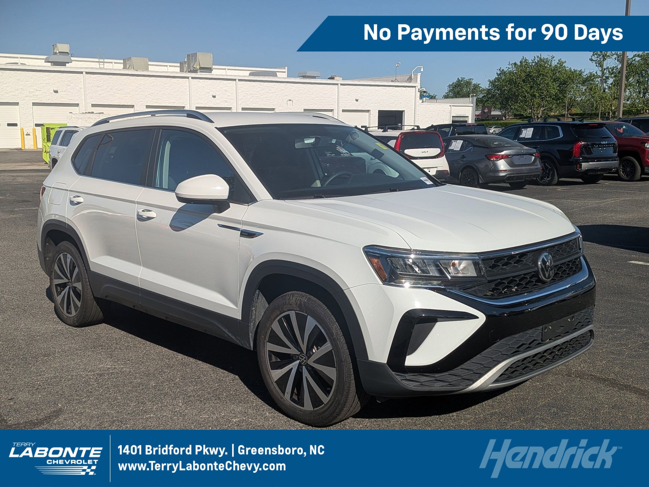 Used 2022 Volkswagen Taos SE