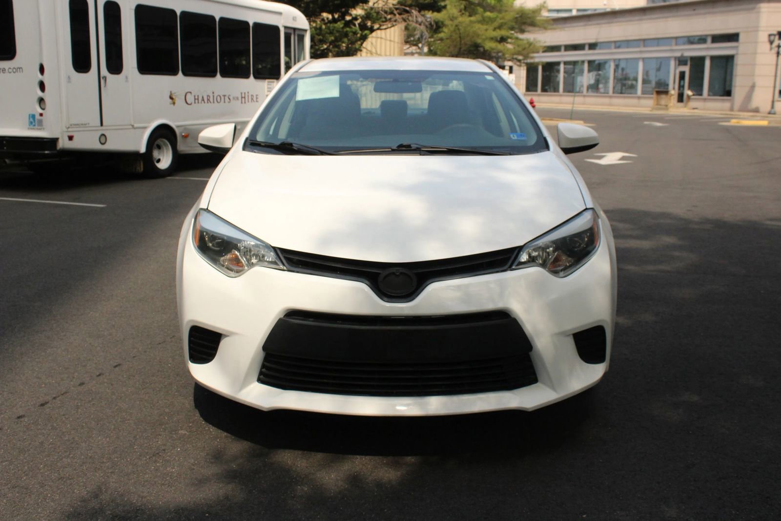Used 2014 Toyota Corolla LE FWD image 3