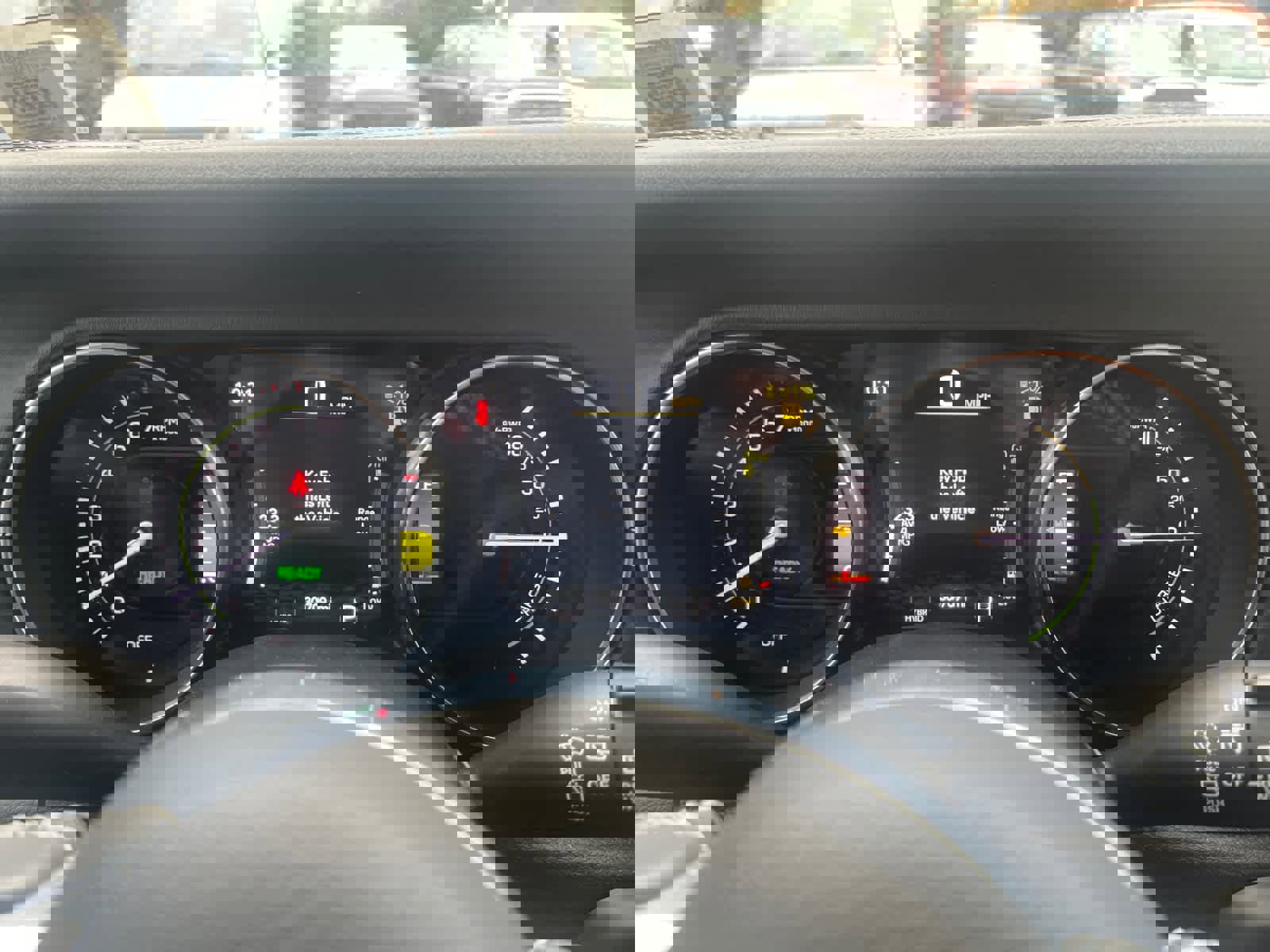 Used 2023 Jeep Wrangler Sahara w/ Cold Weather Group image 19