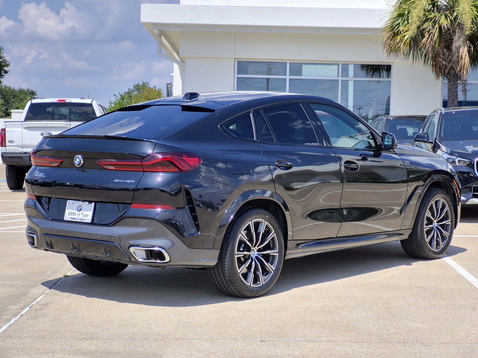 Certified 2026 BMW X6 xDrive40i AWD/4WD image 6