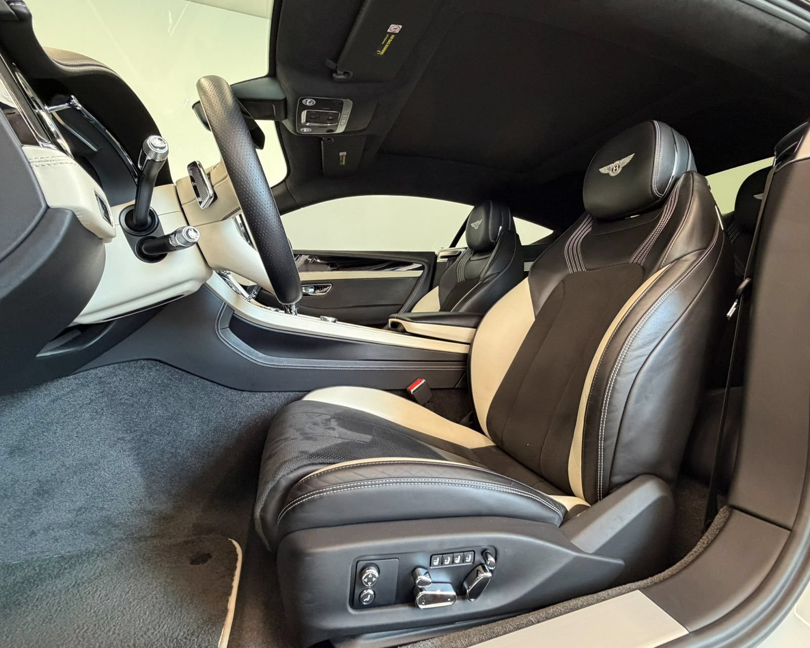 Used 2023 Bentley Continental GT S AWD/4WD image 13