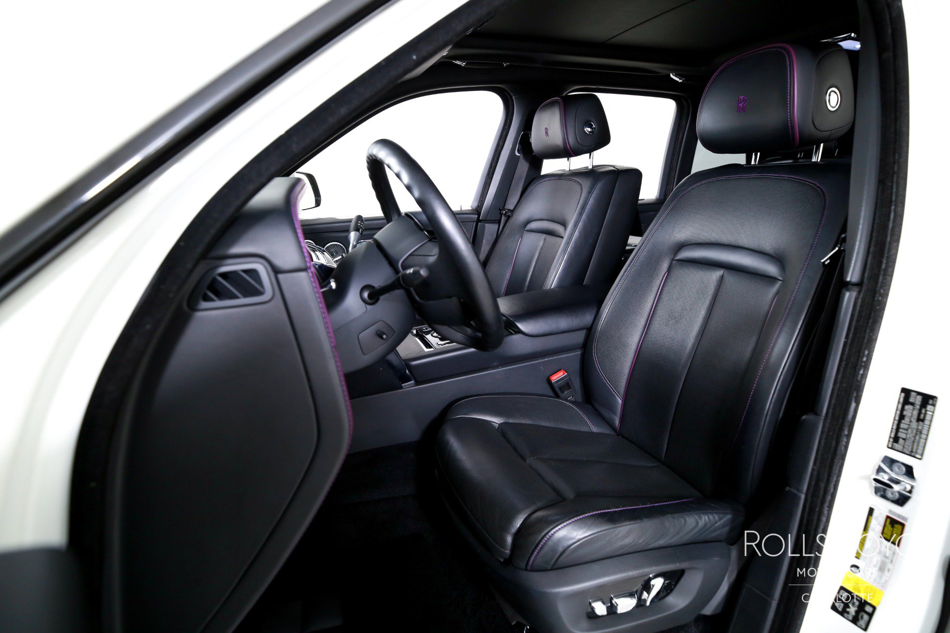 Used 2019 Rolls-Royce Cullinan image 12