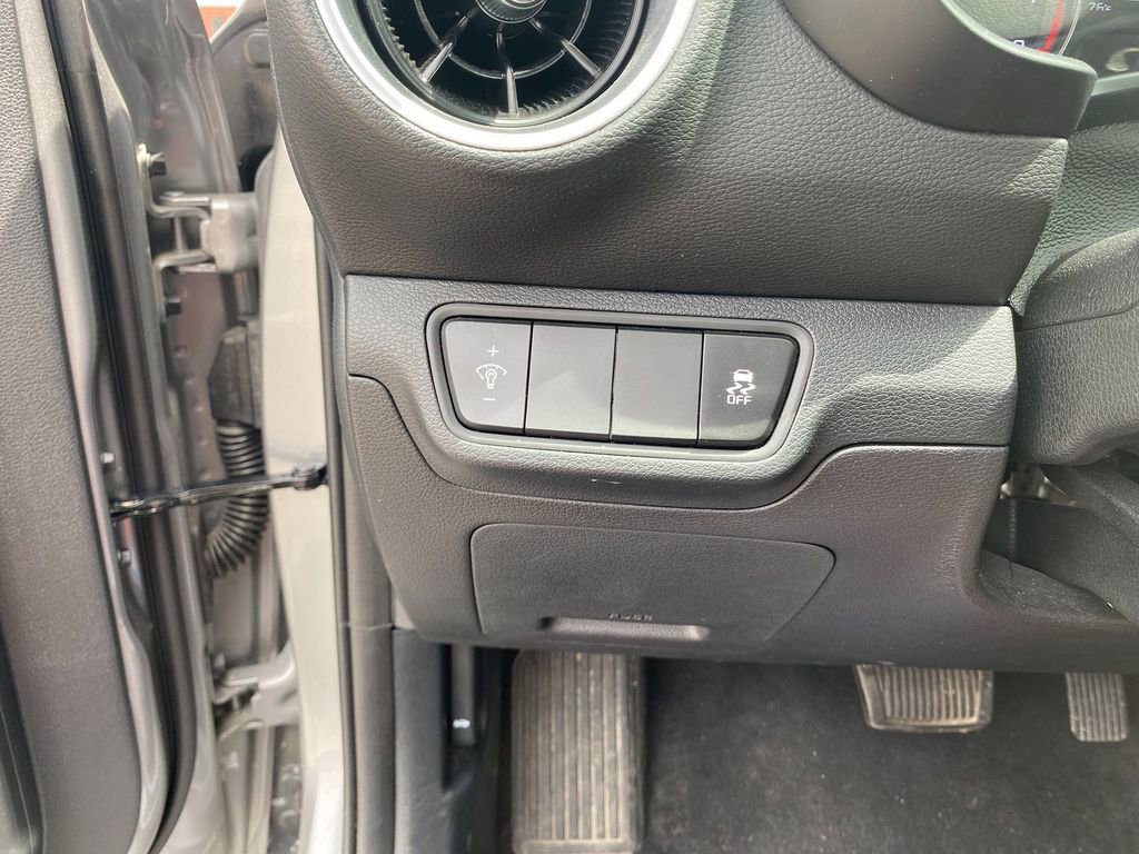Used 2024 Kia Forte LXS image 14
